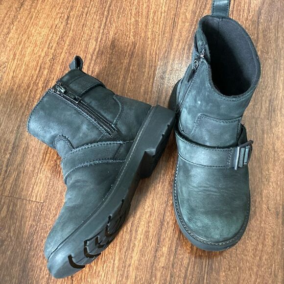 Ugg Black Kids Boots Sz 13 - Picture 1 of 7